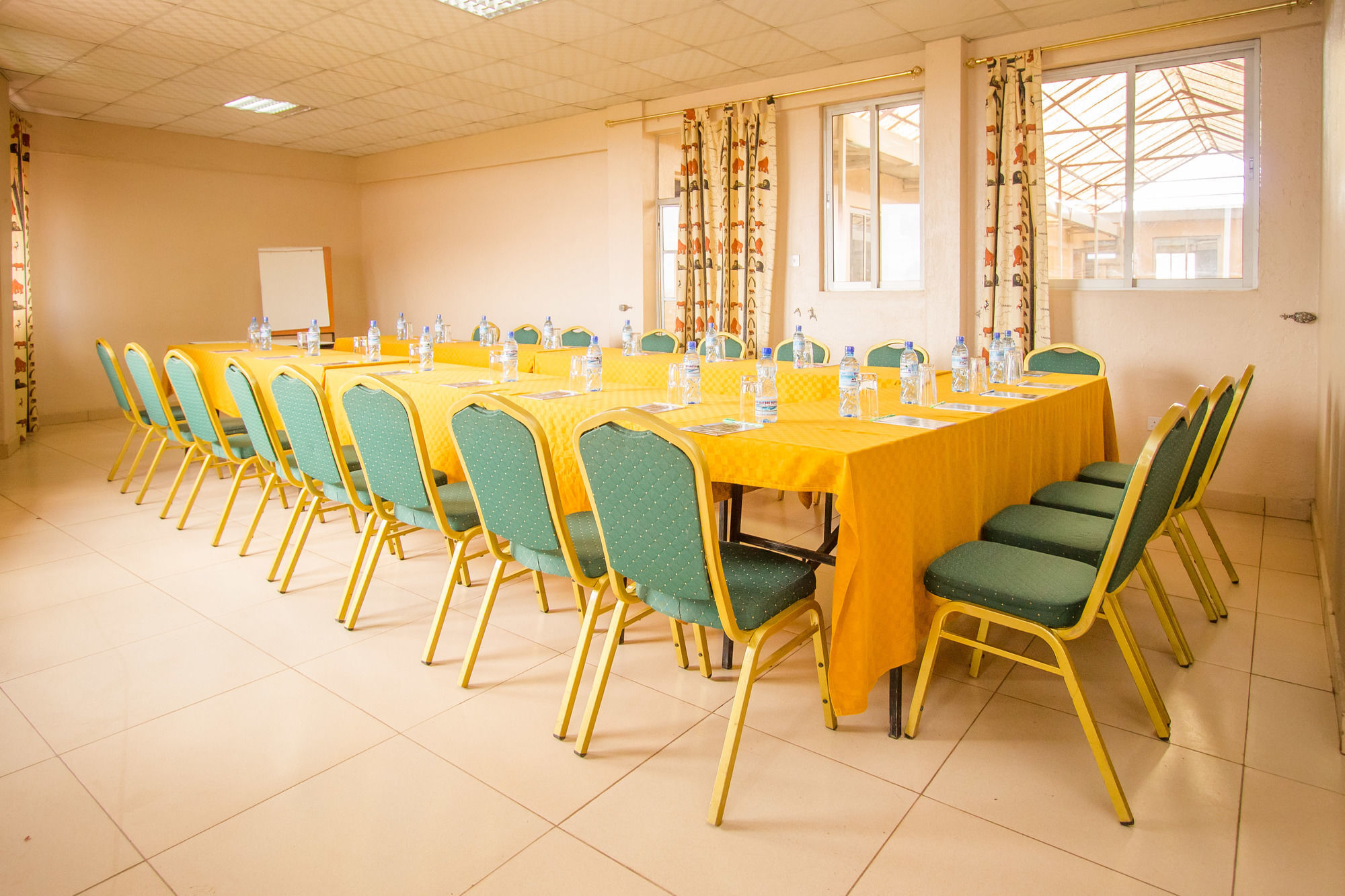 Eland Safari Hotel 니에리 외부 사진