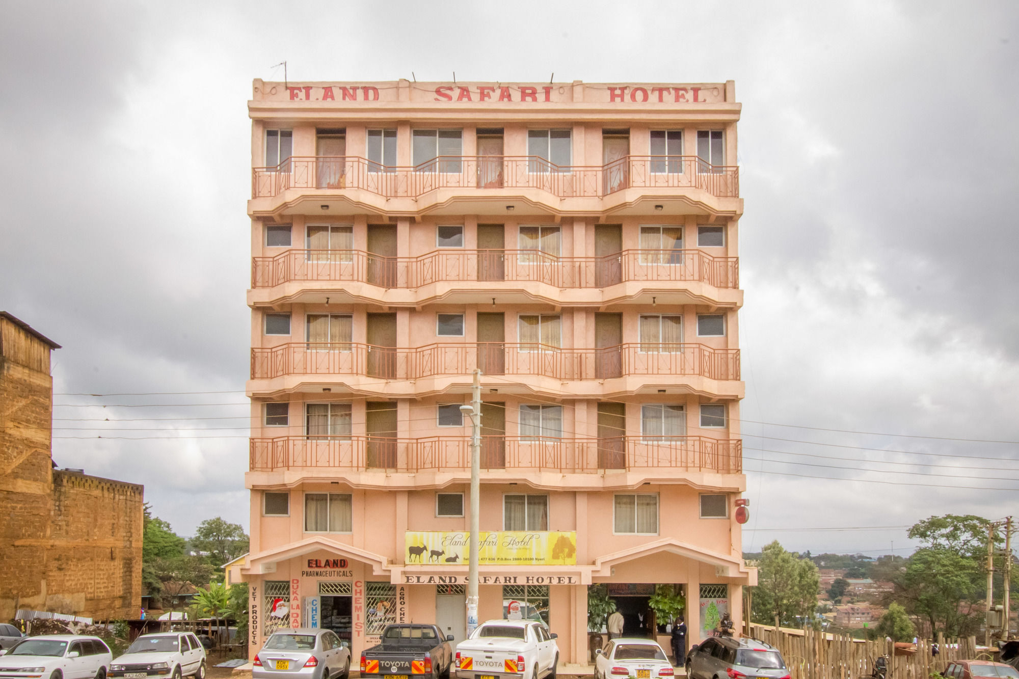 Eland Safari Hotel 니에리 외부 사진
